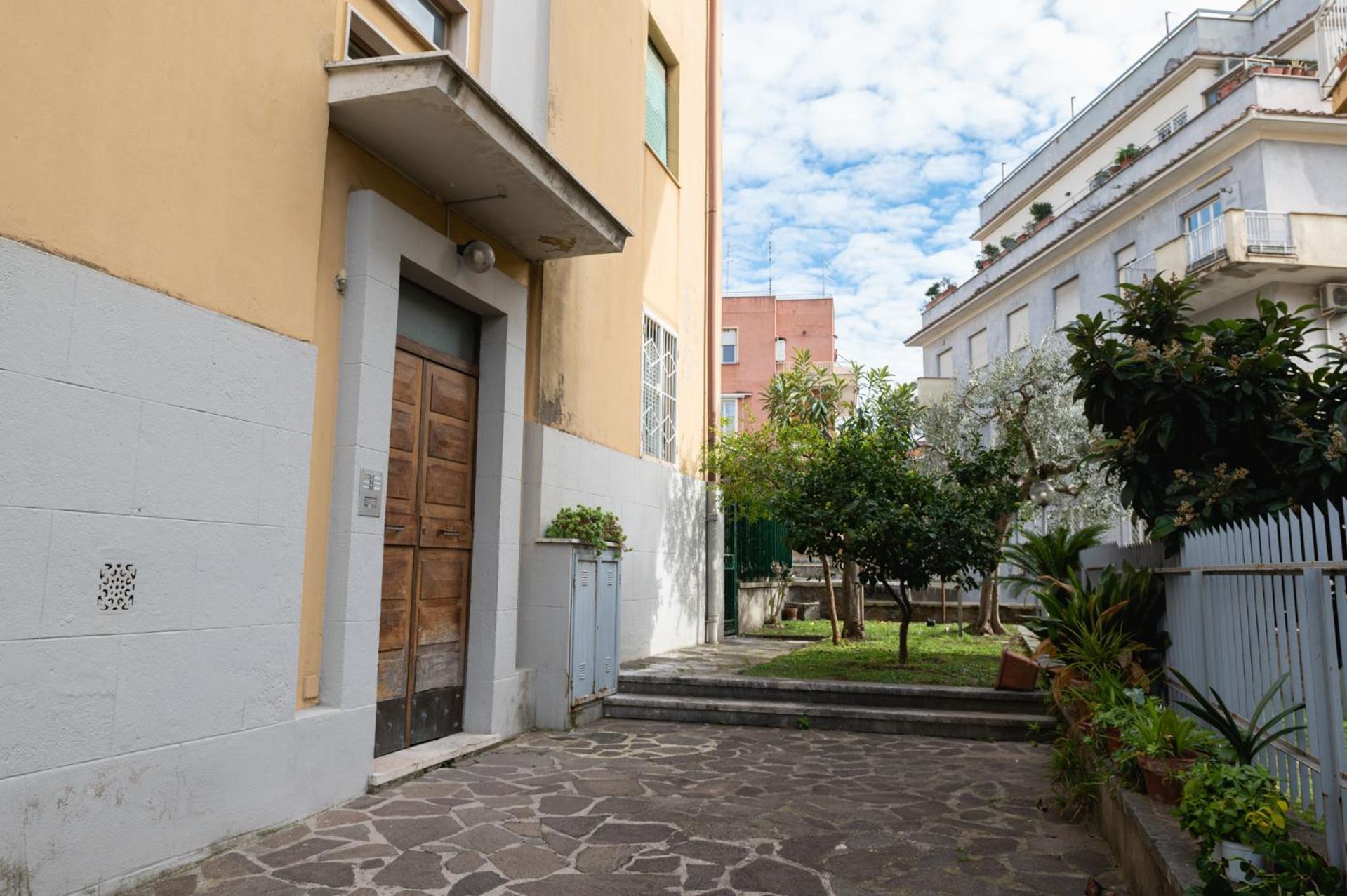 Guest House Sempione Da Giulio Rome Exterior photo